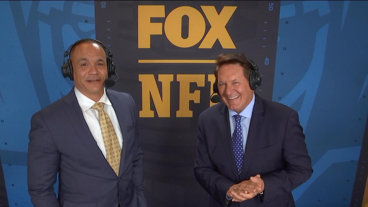 'Extremely physical but he's got some burst' - Robert Smith and Chris Myers talk on the impact Kenneth Walker had in the Seahawks' win