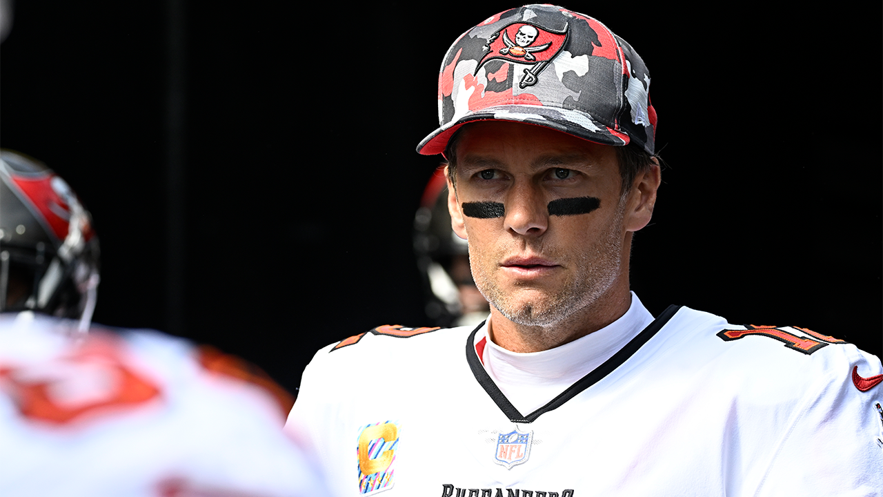 NFL Week 7: Will Tom Brady and the Buccaneers cover against the reeling Panthers?