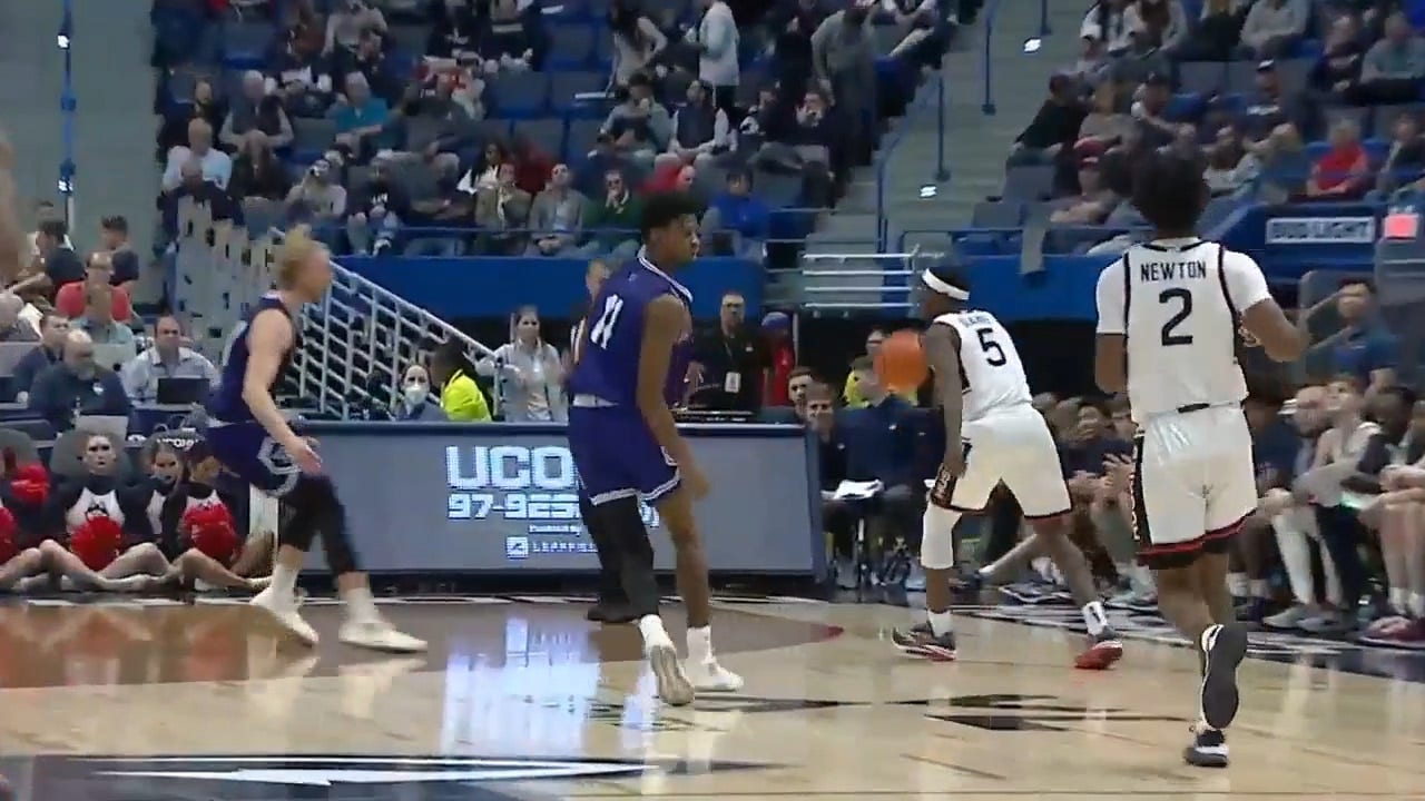 UConn's Hassan Diarra pulls off a SHIFTY crossover and finish vs. Stonehill