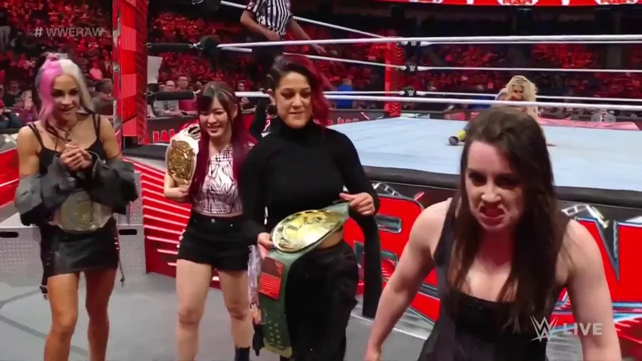 Nikki Cross takes down Dana Brooke for the 27/7 Championship! | WWE on FOX