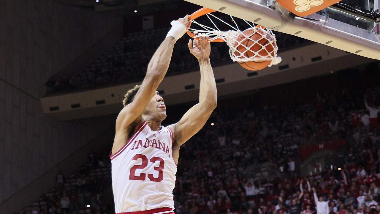 Indiana's Trayce Jackson-Davis DOMINATES in blowout victory against Bethune-Cookman