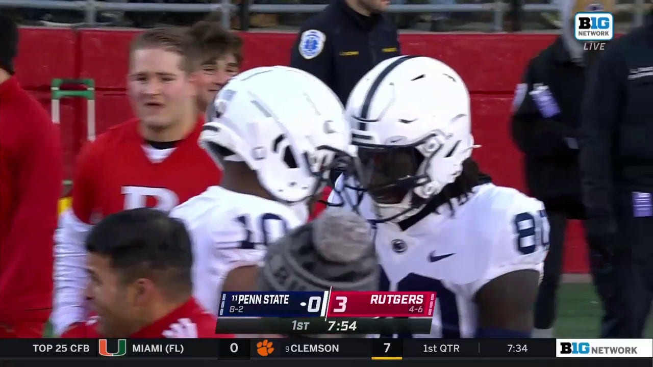 Nicholas Singleton takes a kick return 100 yards for a Penn State touchdown