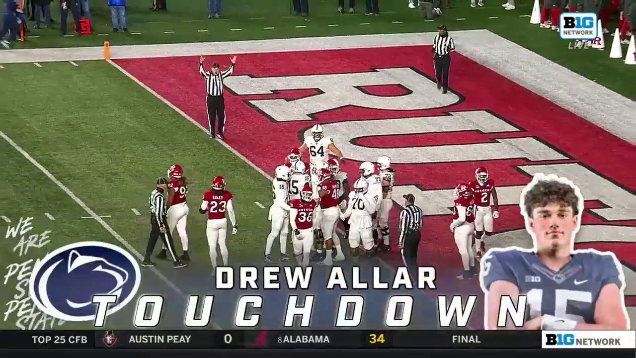 Drew Allar runs it in for a 1-yard touchdown to extend Penn State's lead
