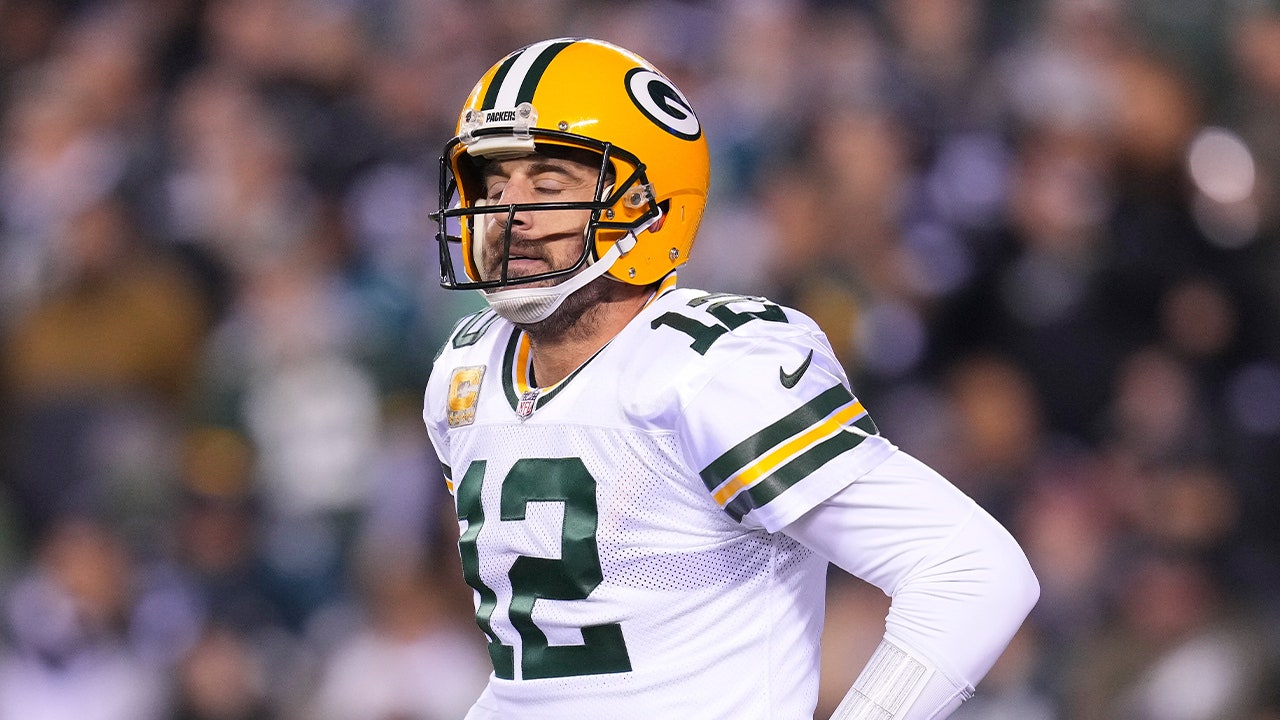 Aaron Rodgers, Green Bay Packers no-show for Week 1 against the Minnesota  Vikings. 