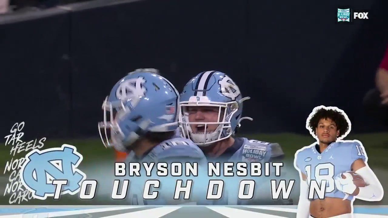 UNC's Drake Maye passes to Bryson Nesbit for a 14-yard touchdown to level out the score against Oregon