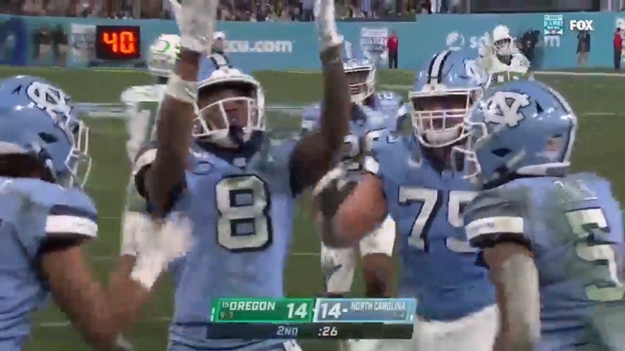 UNC's Power Echols makes an IMPOSSIBLE interception which leads to Drake Maye's 49-yard TD to Kobe Paysour