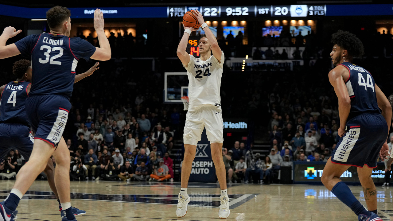 No. 2 UConn vs. No. 22 Xavier Highlights | CBB on FOX