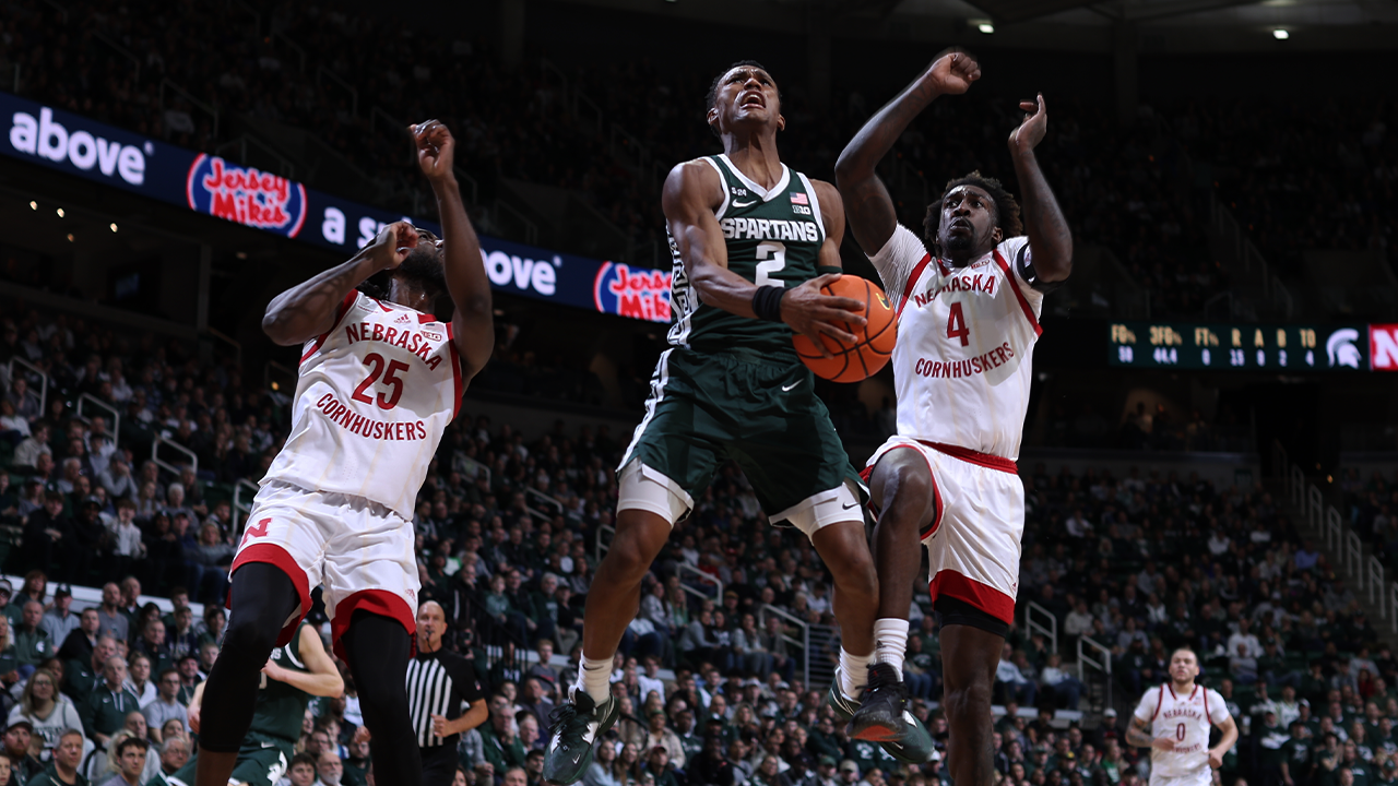 Tyson Walker drops 21 points en route to Michigan State's big win over Nebraska, 74-56