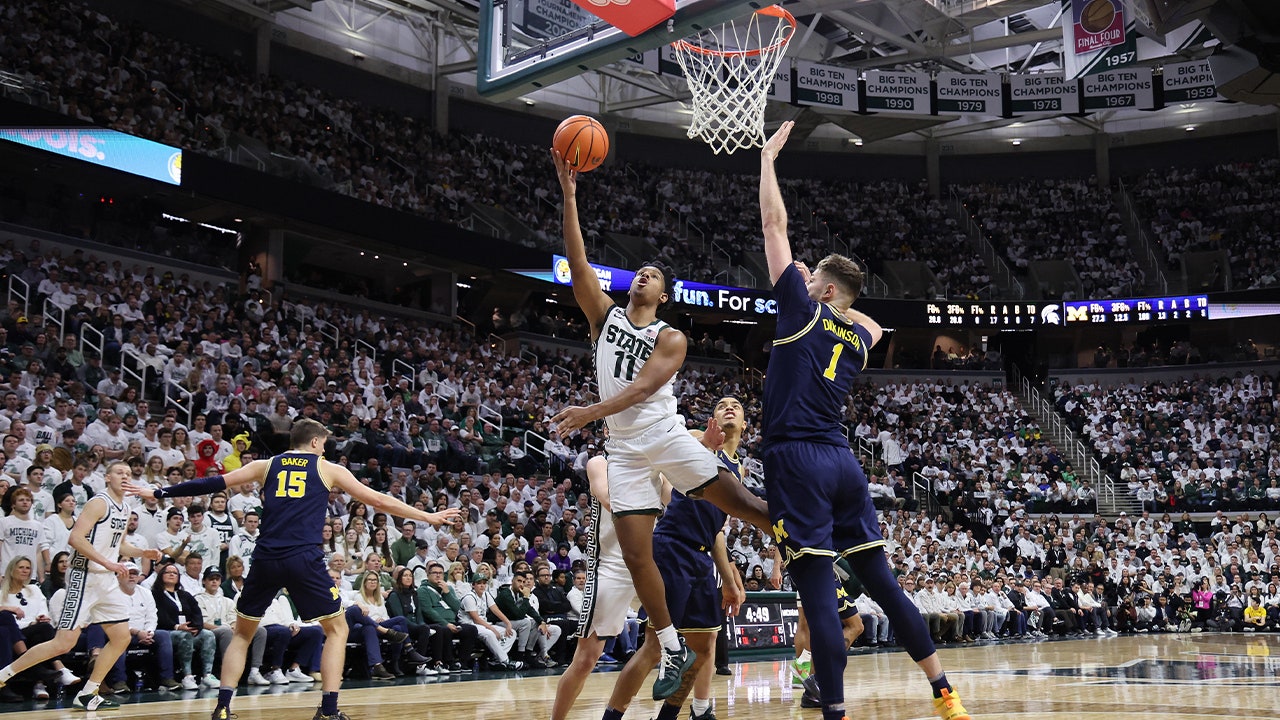 A.J. Hoggard's 15 point, four rebound and six assist performance carries Michigan State past Michigan, 59-53