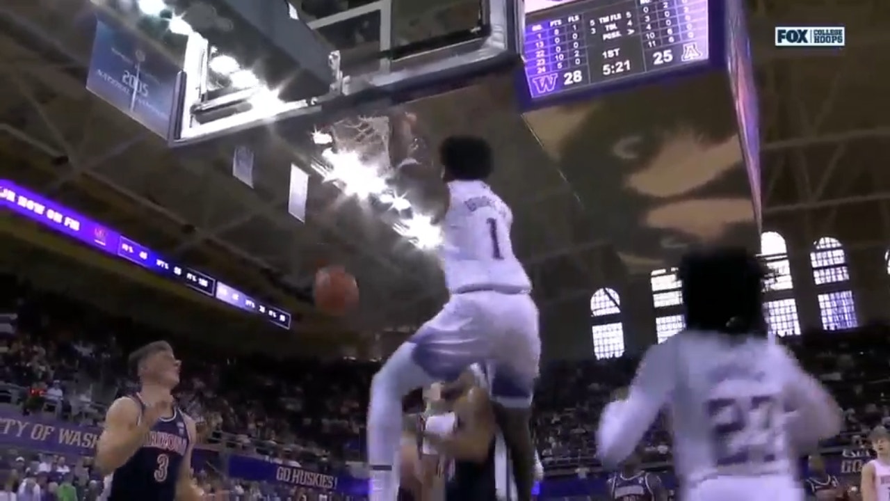 Washington steals the ball from No. 6 Arizona and Keion Brooks THROWS IT DOWN on the other end in Seattle