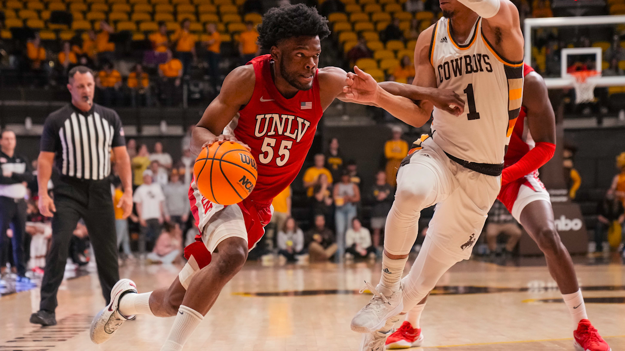 EJ Harkless unleashed the beast and scored 33 points for a massive UNLV victory over Wyoming