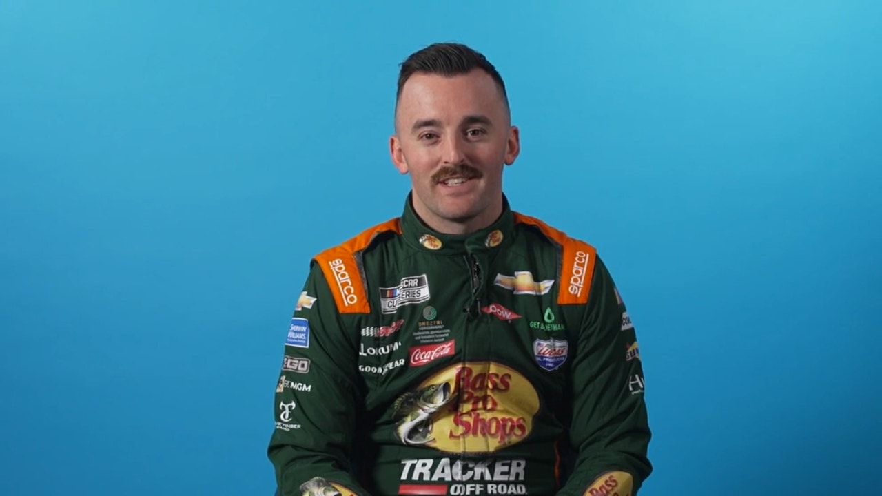 Austin Dillon looks at the photo of him in victory lane for the 1998 Daytona 500 and tells us what he remembers