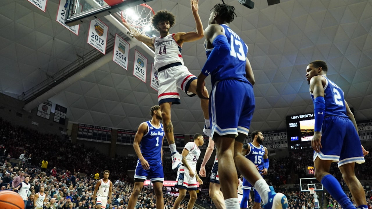 UConn has it's own Dunk Contest in win over Seton Hall