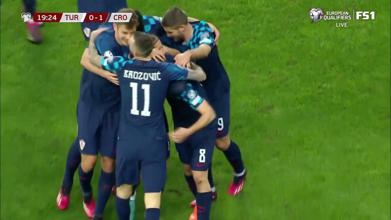 Mateo Kovacic scores the first goal in the 20' to put Croatia on the board against Turkey