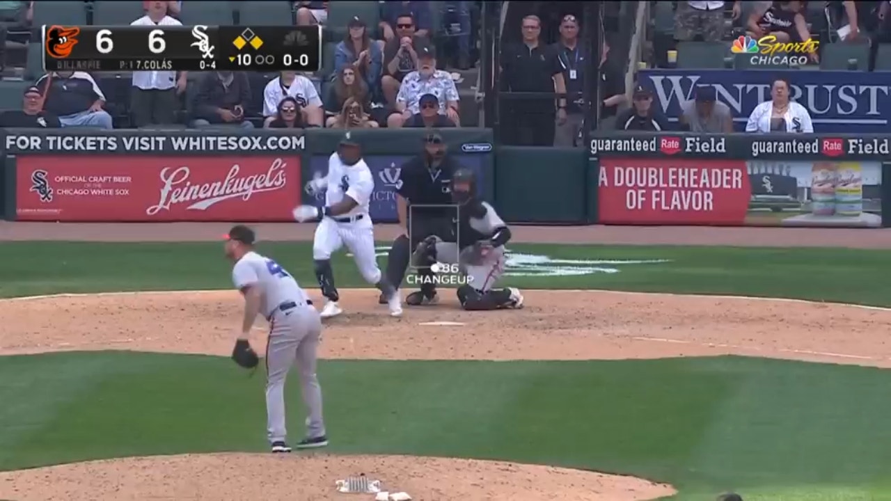 White Sox's Oscar Colás hits a walk-off single in the 10th to defeat the Orioles 7-6