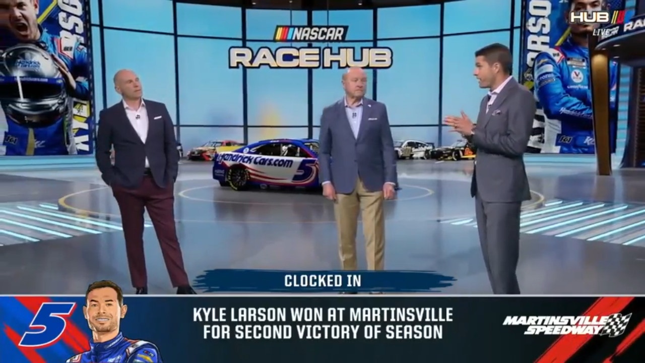 Larry McReynolds credits Kyle Larsons pit crew for their late race adjustments to win at Martinsville NASCAR Race Hub FOX Sports