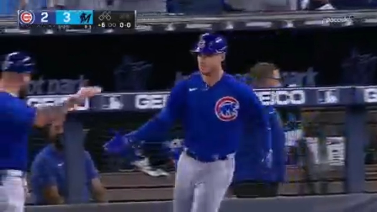 Cody Bellinger smokes a solo home run to right, bringing the Cubs and the Marlins to a 3-3 tie