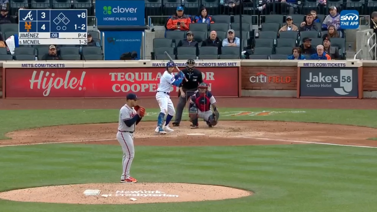 Jeff McNeil launches a solo home run to give the Mets a 5-3 lead over the Braves