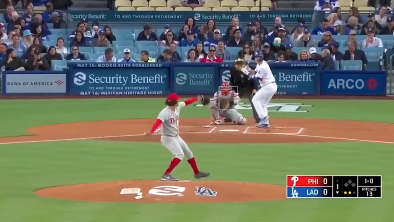 Will Smith launches a solo home run to give the Dodgers a 1-0 lead over the Phillies