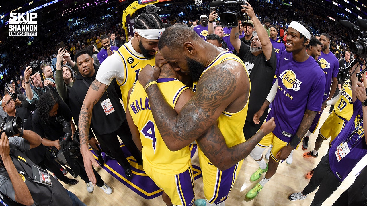 Lonnie Walker IV Proves Clutch In Lakers Game 4 Win Vs. Warriors ...