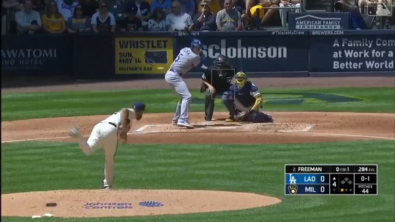Dodgers’ Freddie Freeman and Will Smith crush back-to-back home runs against the Brewers
