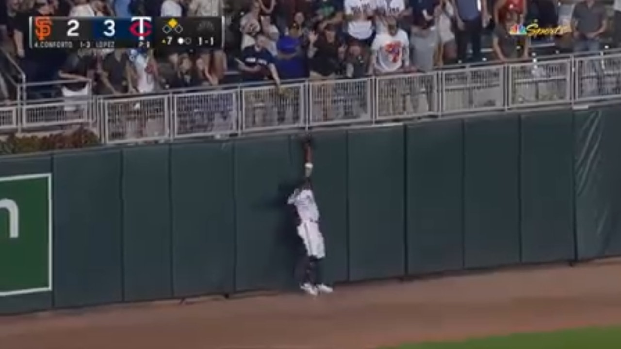 Giants' Michael Conforto launches a two-run home run to take the lead over the Twins