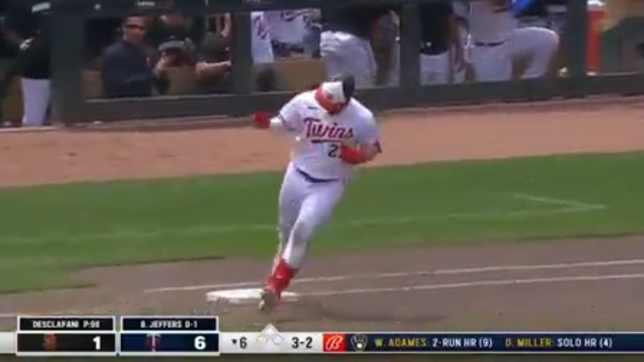 Ryan Jeffers knocks a solo home run to extend the Twins' lead over the Giants