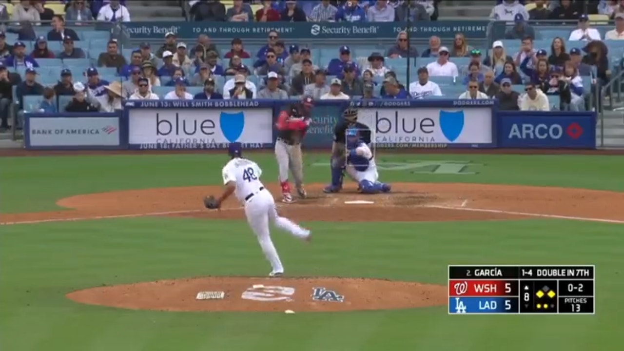 Nationals' Luis García launches a go-ahead three-run homer against the Dodgers
