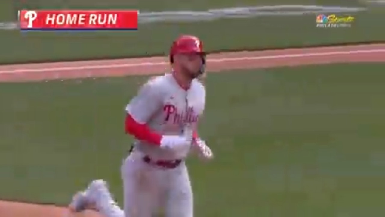 Drew Ellis smacks his first homer in a Phillies uniform to give them the lead over the Nationals