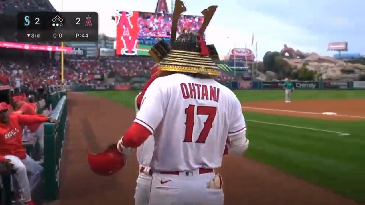 Shohei Ohtani smokes his 17th homer of the season, knotting the game vs