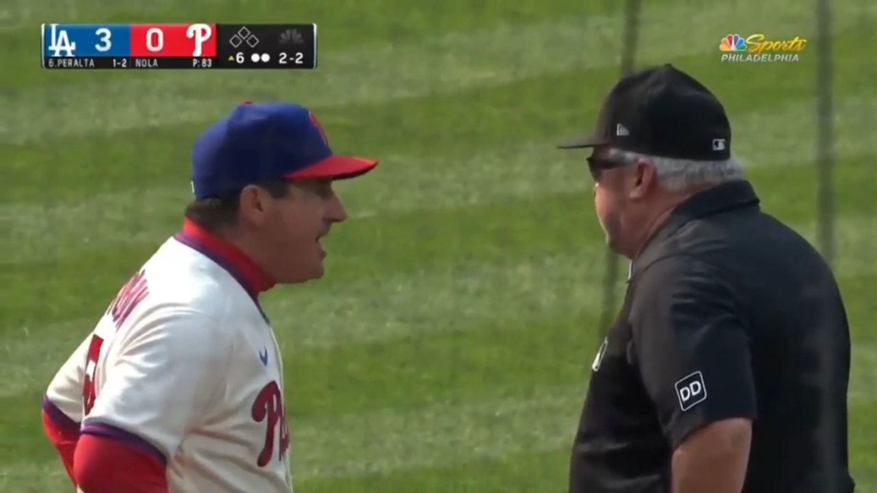 Phillies' manager Rob Thomson screams at the umpire and gets tossed in the sixth against the Dodgers