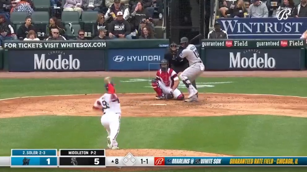 Jorge Soler NAILS his second home run of the game to extend the Marlins' lead over the White Sox