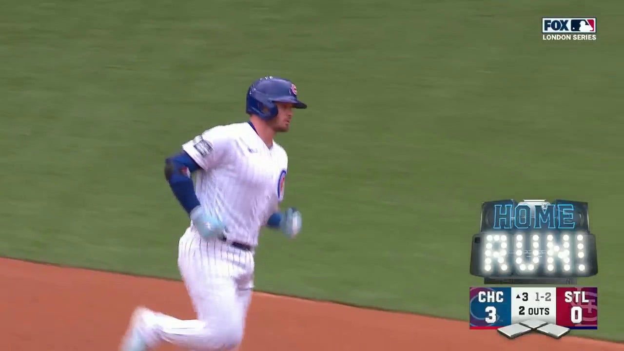 Ian Happ crushes his second home run of the game to extend Cubs' lead over Cardinals in London