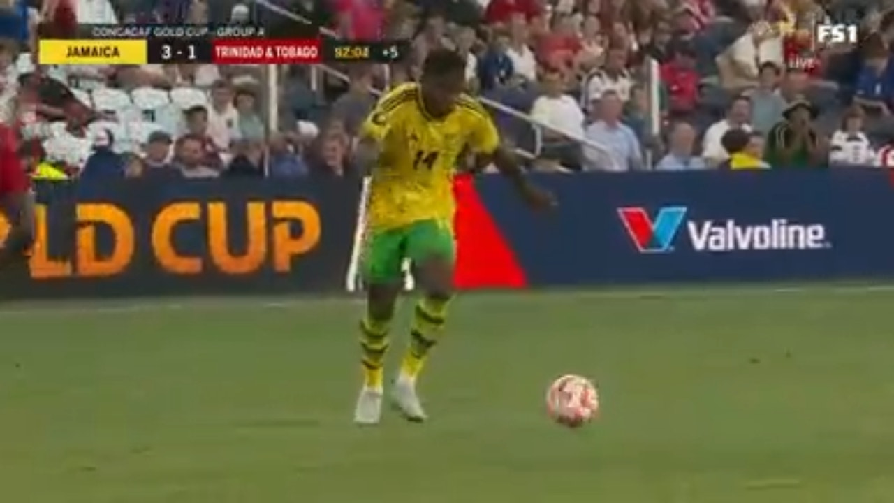 Dujuan Odile Richards scores for Jamaica to go up 4-1 against Trinidad and Tobago