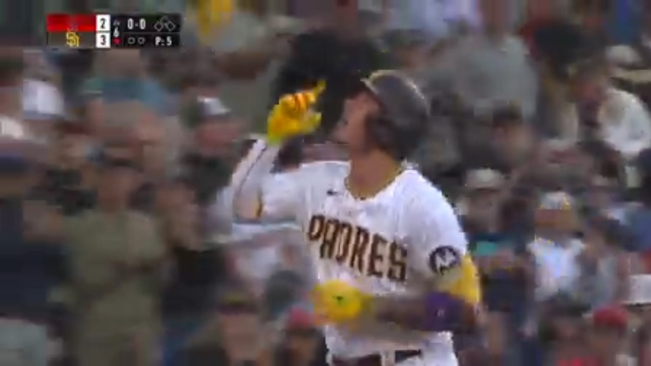 Padres' Manny Machado LAUNCHES a homer to take the lead over the Angels