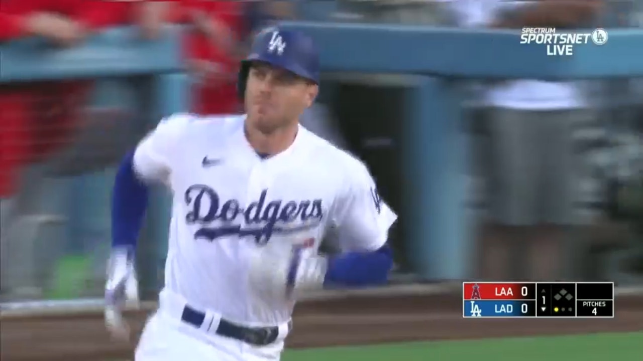 Freddie Freeman CRUSHES A Solo Homer To Give The Dodgers An Early Lead ...