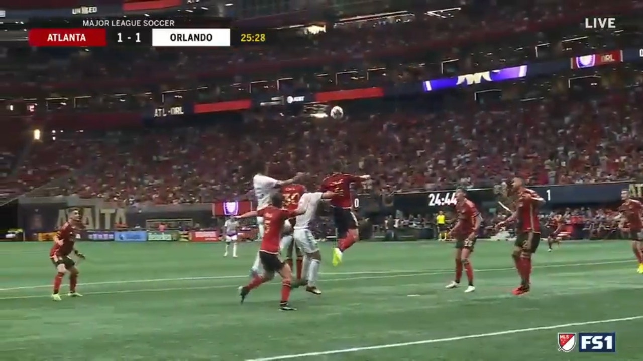 Orlando's Antonio Carlos scores a spectacular HEADER goal to tie up the match against Atlanta