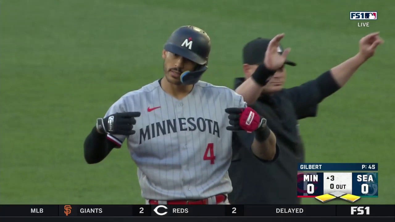 Twins' Carlos Correa hits an RBI single to give the Twins the lead over the Mariners