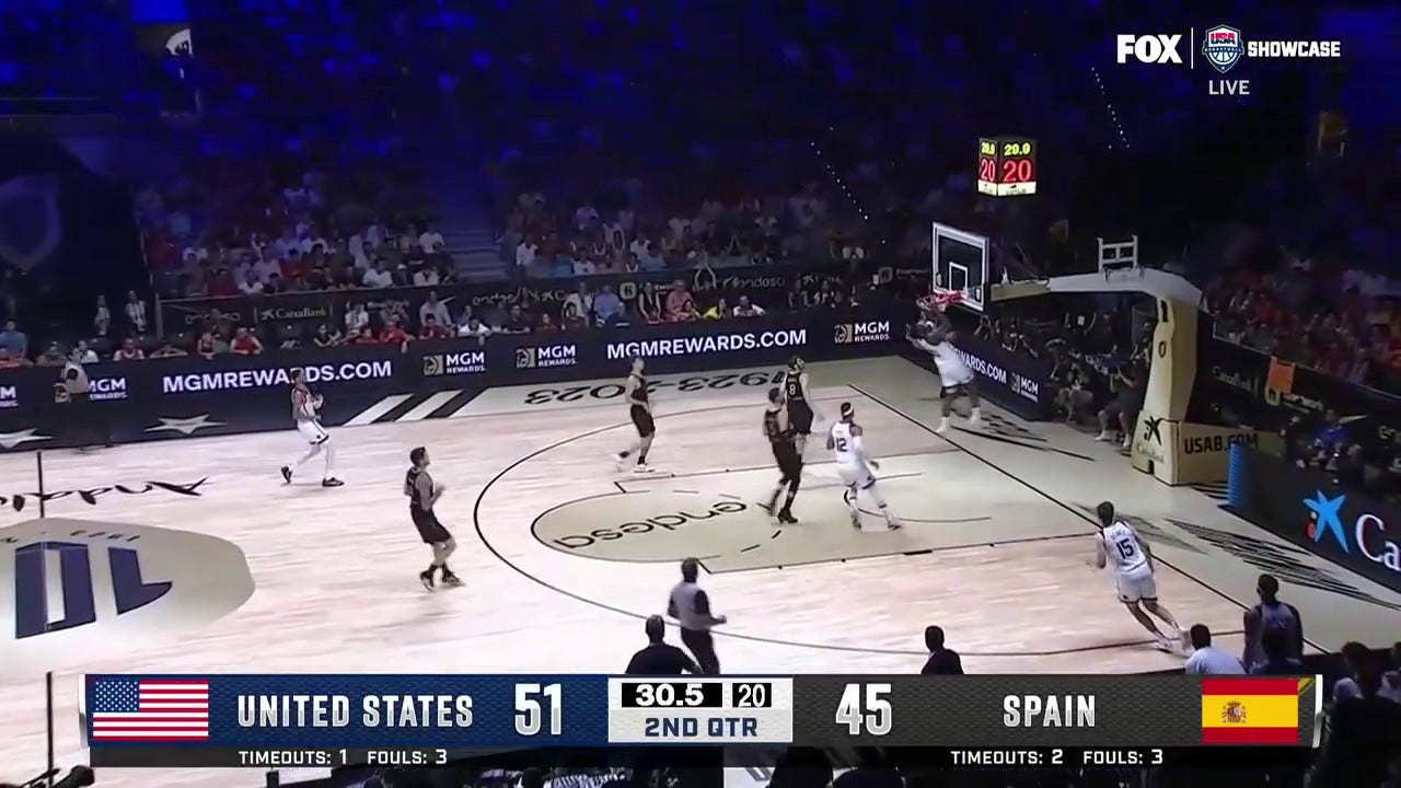 Anthony Edwards finishes the slam on the fastbreak, extending Team USA's lead vs. Spain