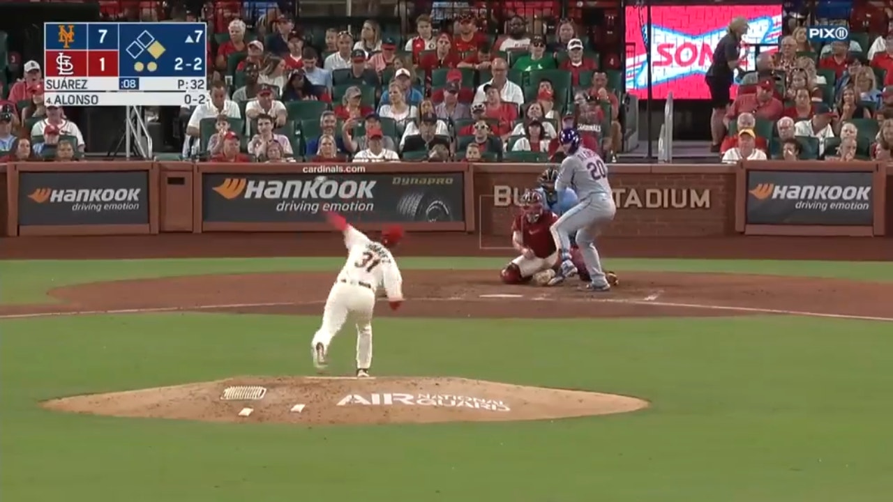Pete Alonso crushes his 38th home run as the Mets extend their lead over the Cardinals