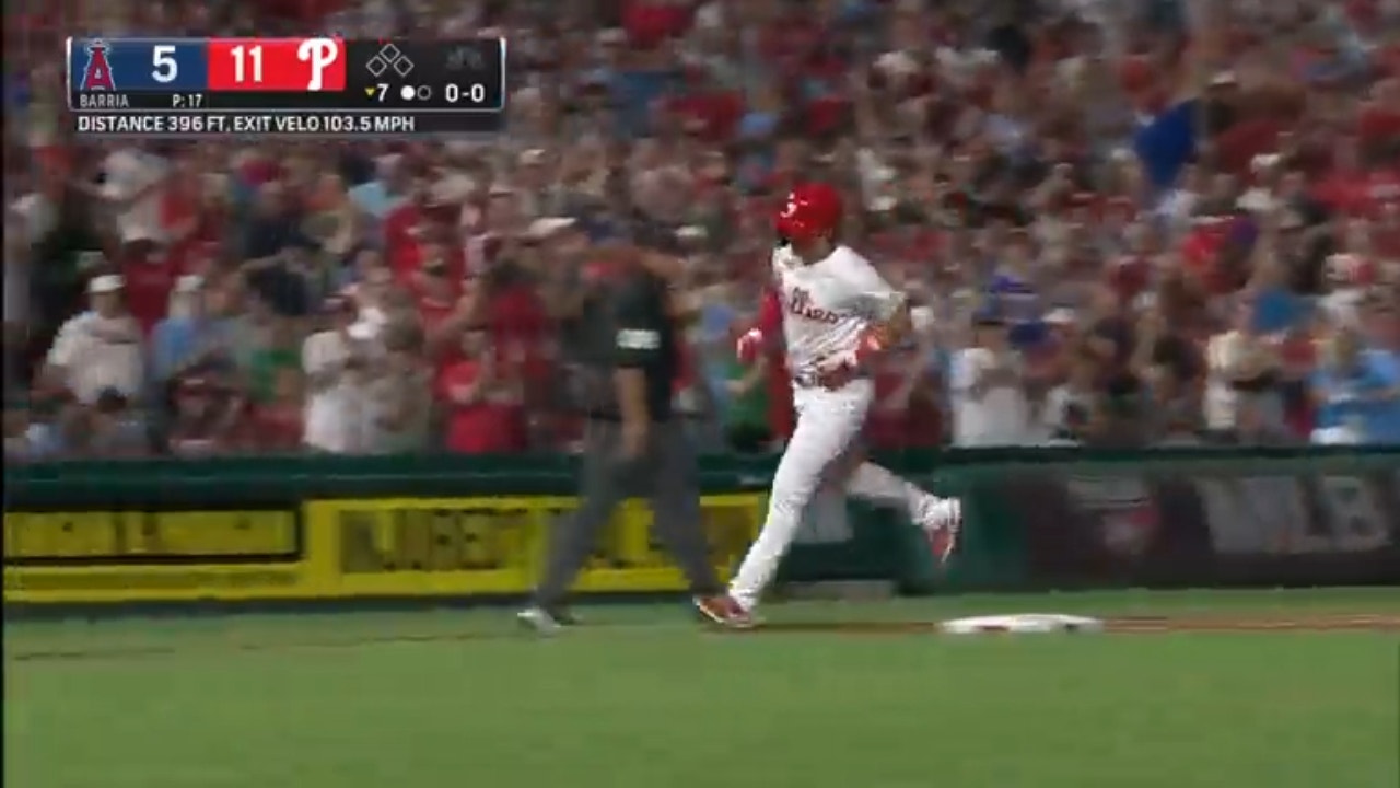 Bryson Stott hits the Phillies' 56th home run in August and extends the lead over the Angels