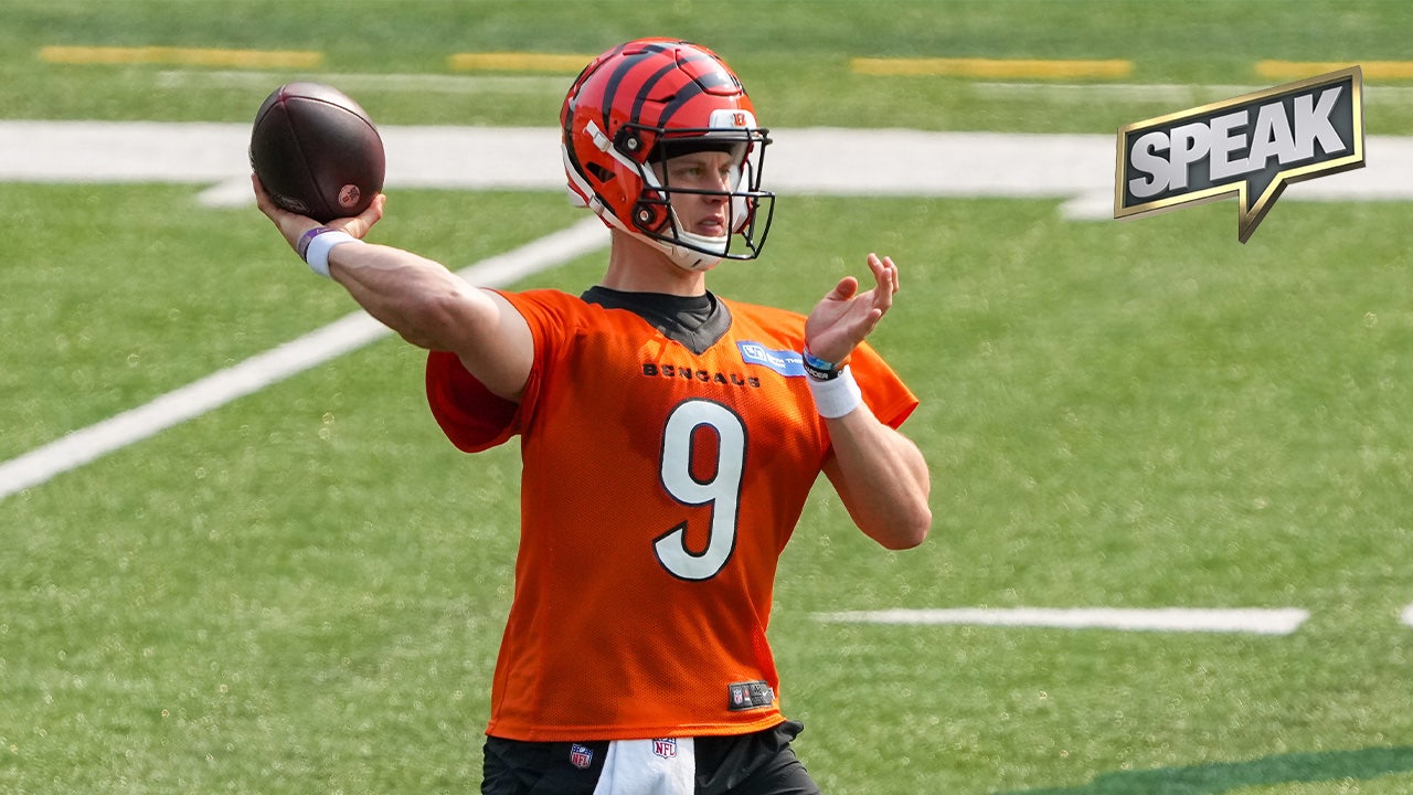 Joe Burrow, Bengals take batting practice with Reds