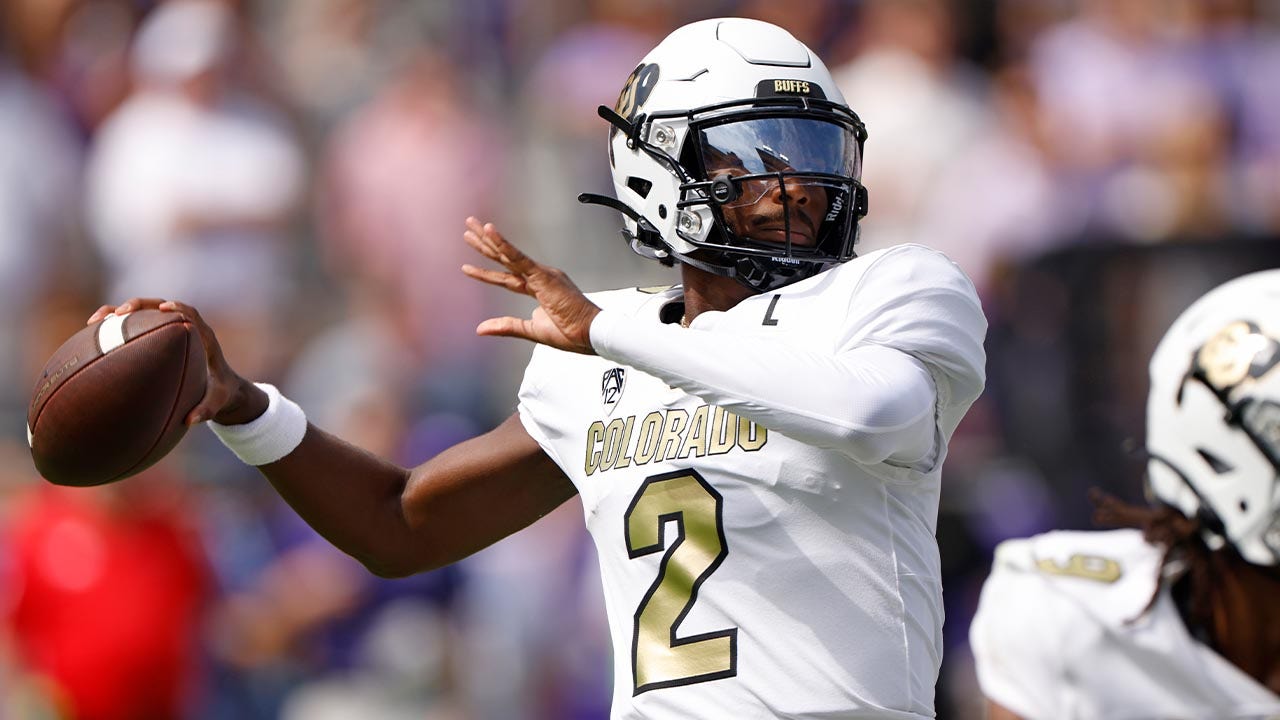 Shedeur Sanders Throws A SCHOOL RECORD 510 Yards In Colorado's Upset ...