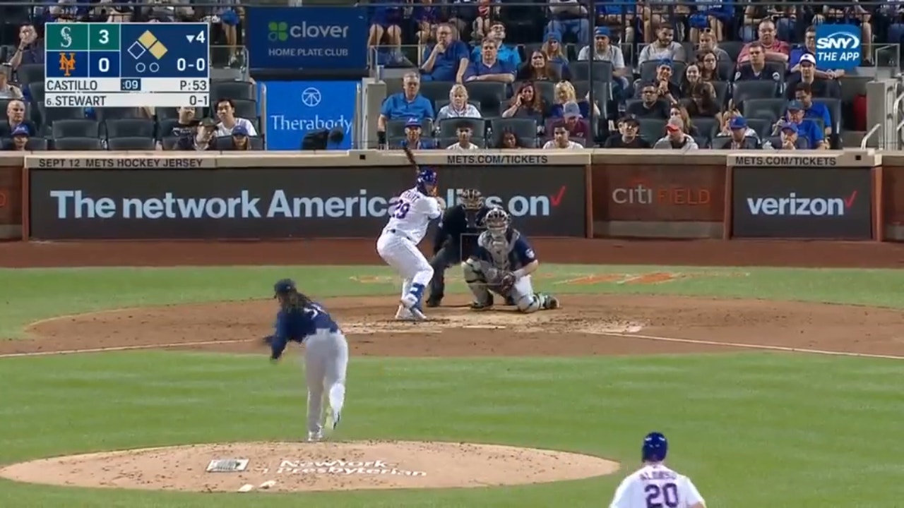 DJ Stewart smashes a three-run home run as the Mets tie the game against the Mariners