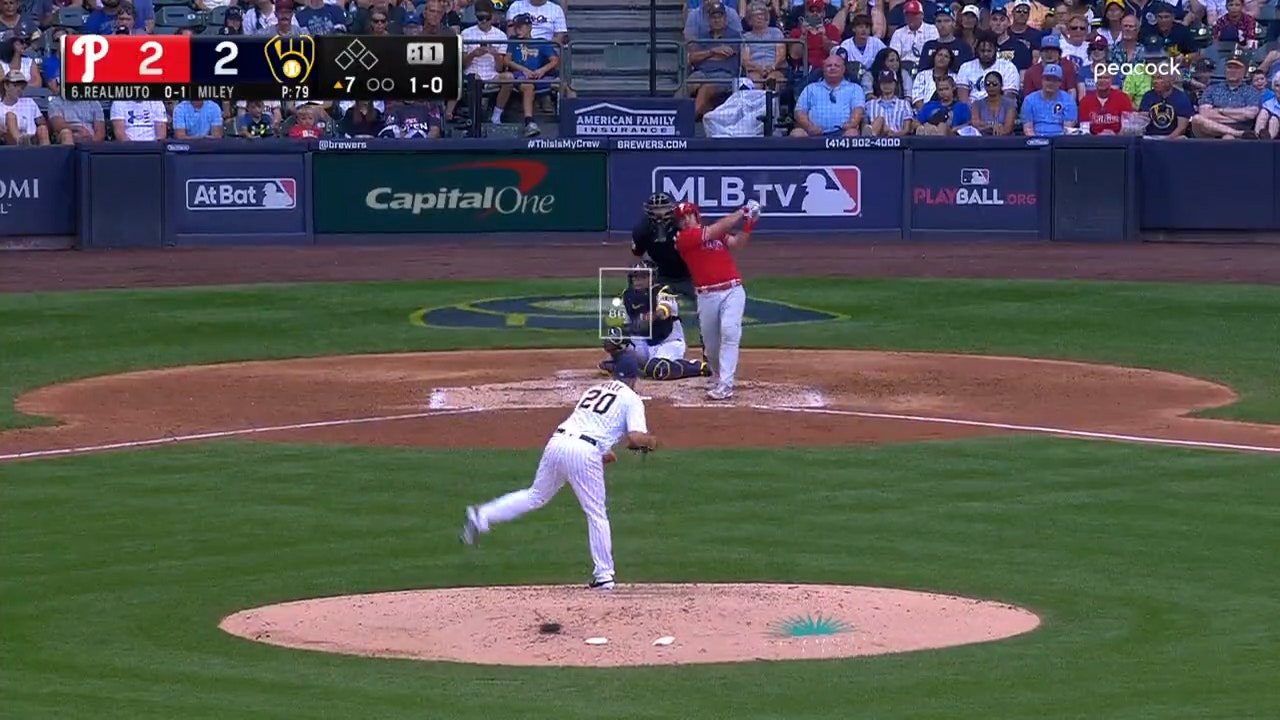 Alec Bohm and J.T. Realmuto hit back-to-back home runs to give the Phillies the lead over the Brewers