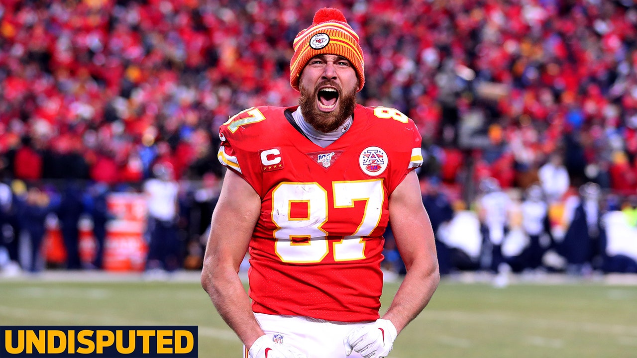 Chiefs TE Travis Kelce Hyperextends Knee in Tuesday's Practice