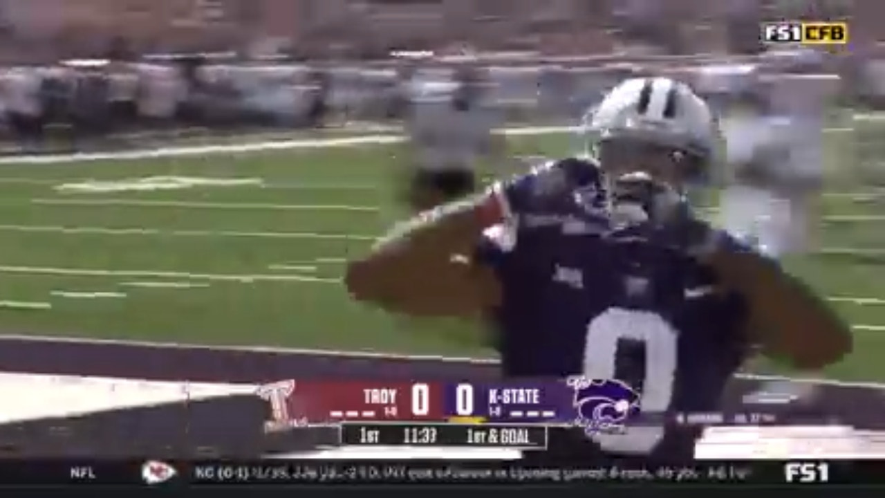 Will Howard finds Jadon Jackson for a nine-yard TD to give Kansas State an early lead over Troy