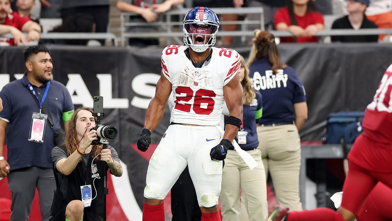 Daniel Jones leads Giants on a game-winning drive vs. Cardinals