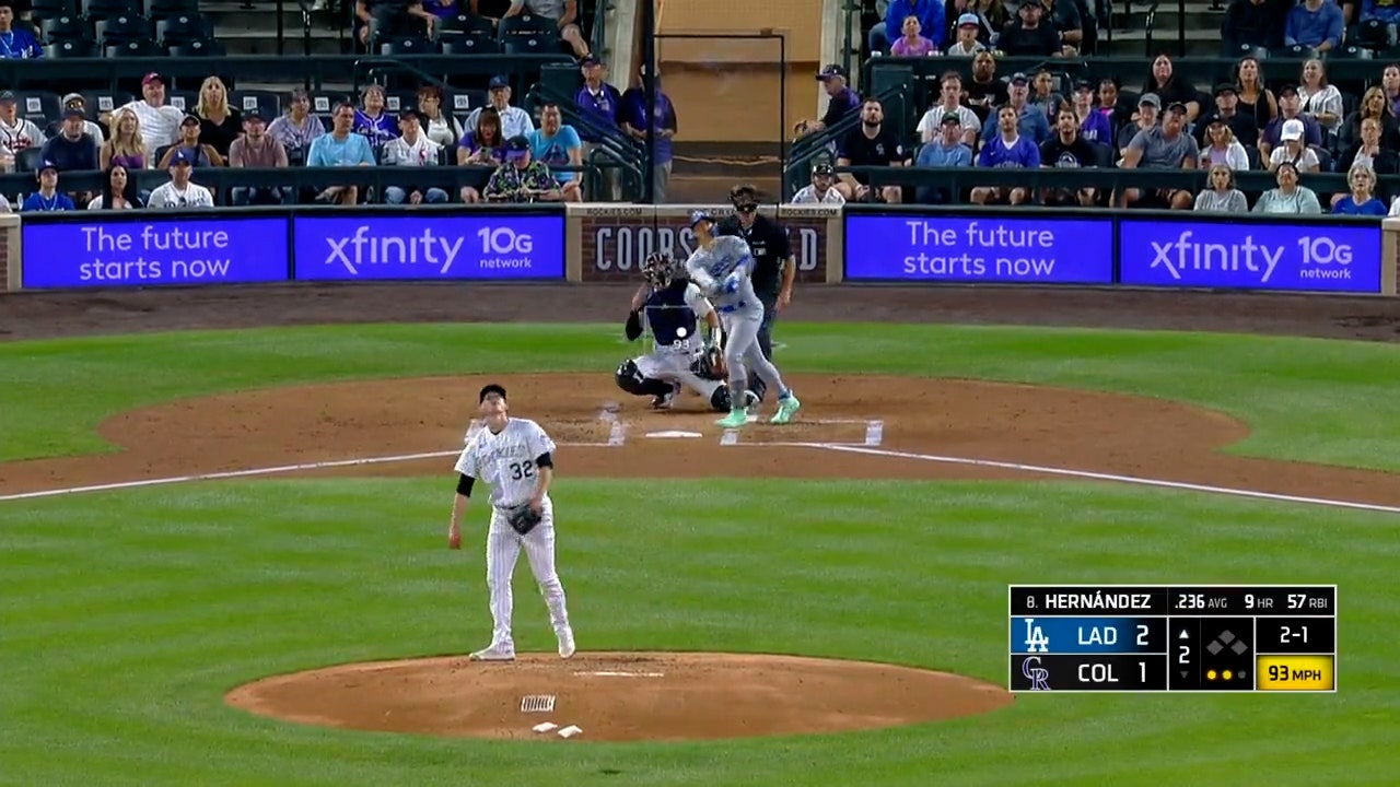 Kiké Hernandez crushes a solo home run to deep center field to
