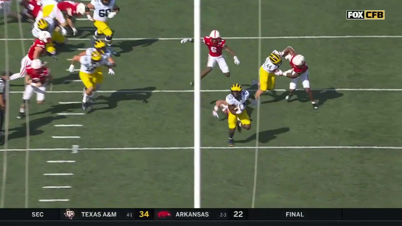 Kalel Mullings STORMS past Nebraska's defense to double Michigan's lead